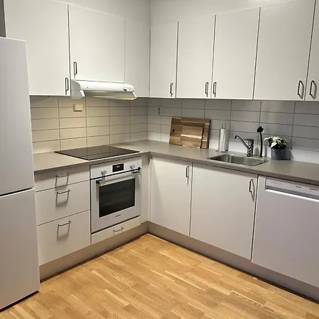 Modern In Shared With A Beautiful Private Balcony Homestay